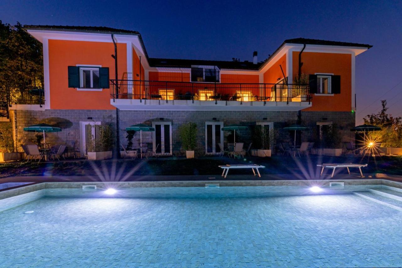 Agriturismo Cascina Trevo 스포토르노 외부 사진