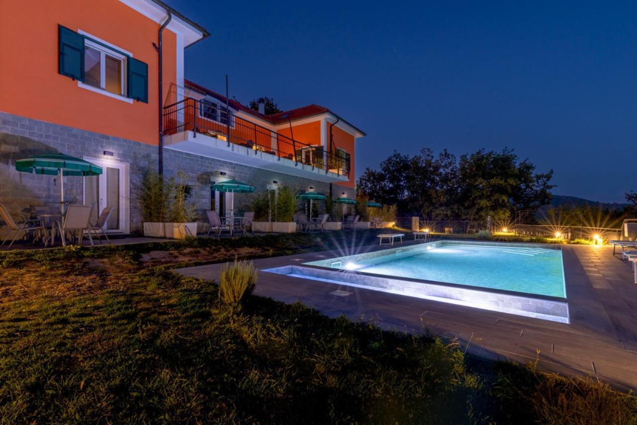 Agriturismo Cascina Trevo 스포토르노 외부 사진