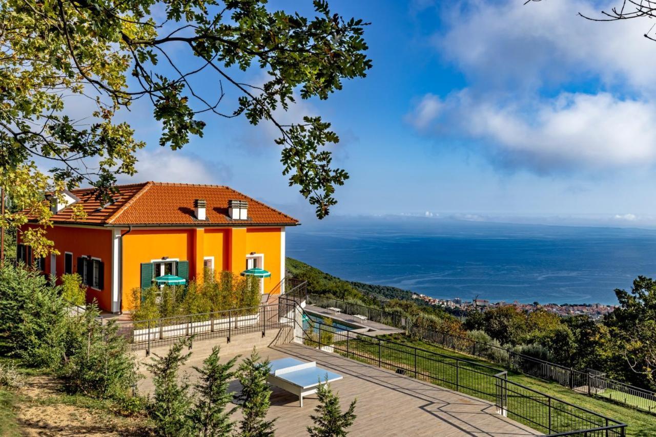 Agriturismo Cascina Trevo 스포토르노 외부 사진